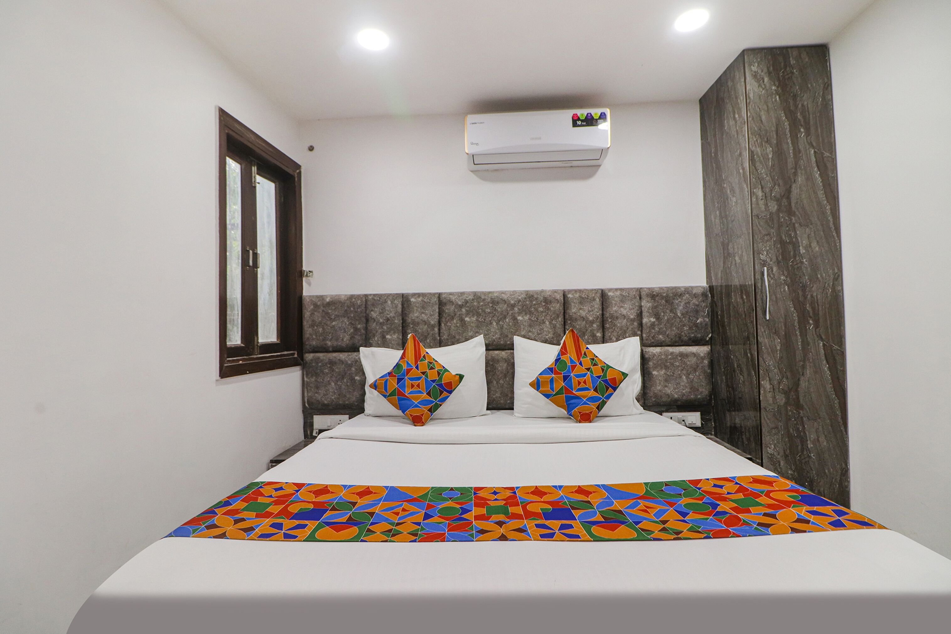 FabHotel Roadway Inn Yashobhoomi Convention Center