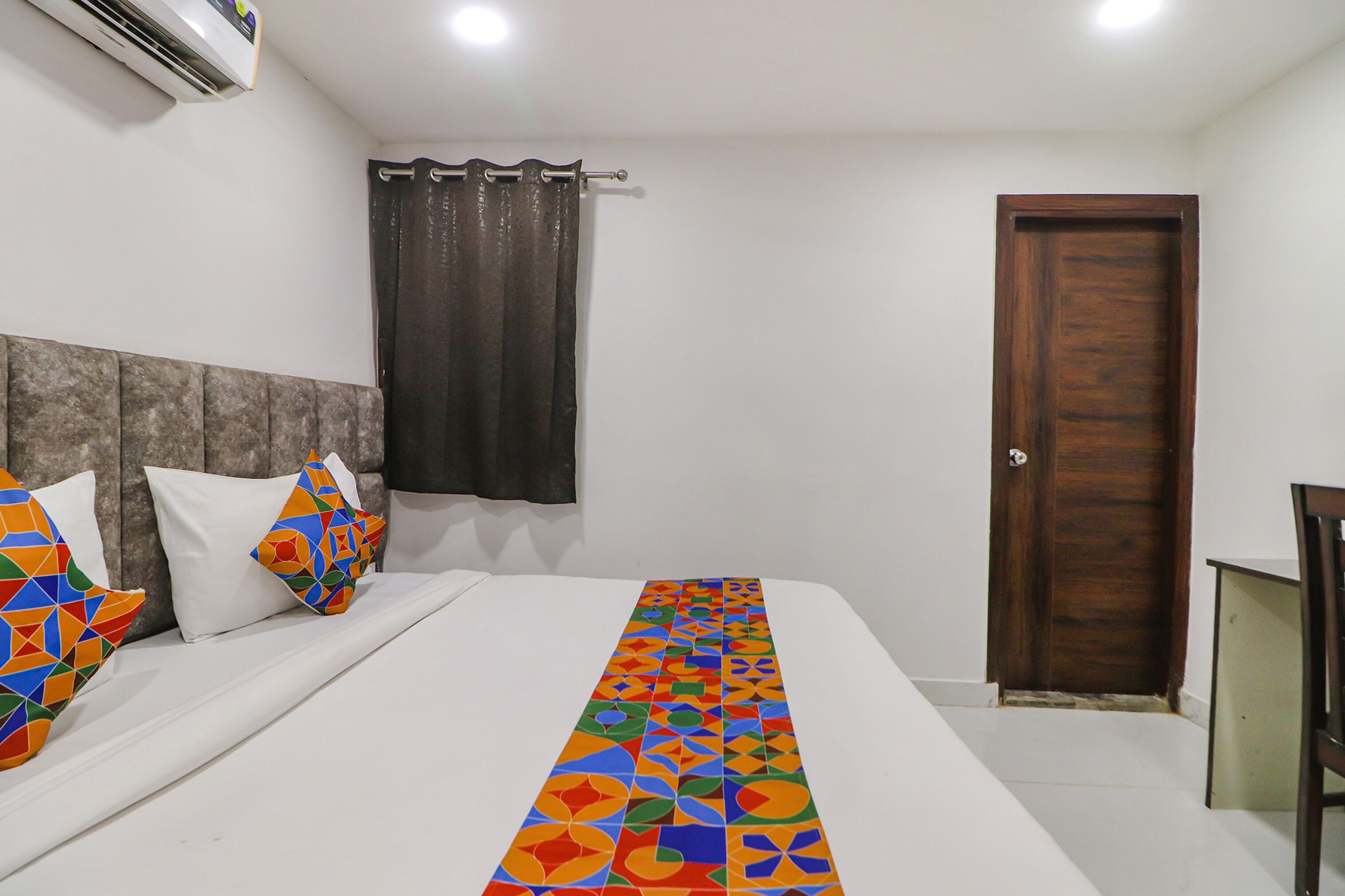 FabHotel Roadway Inn Yashobhoomi Convention Center