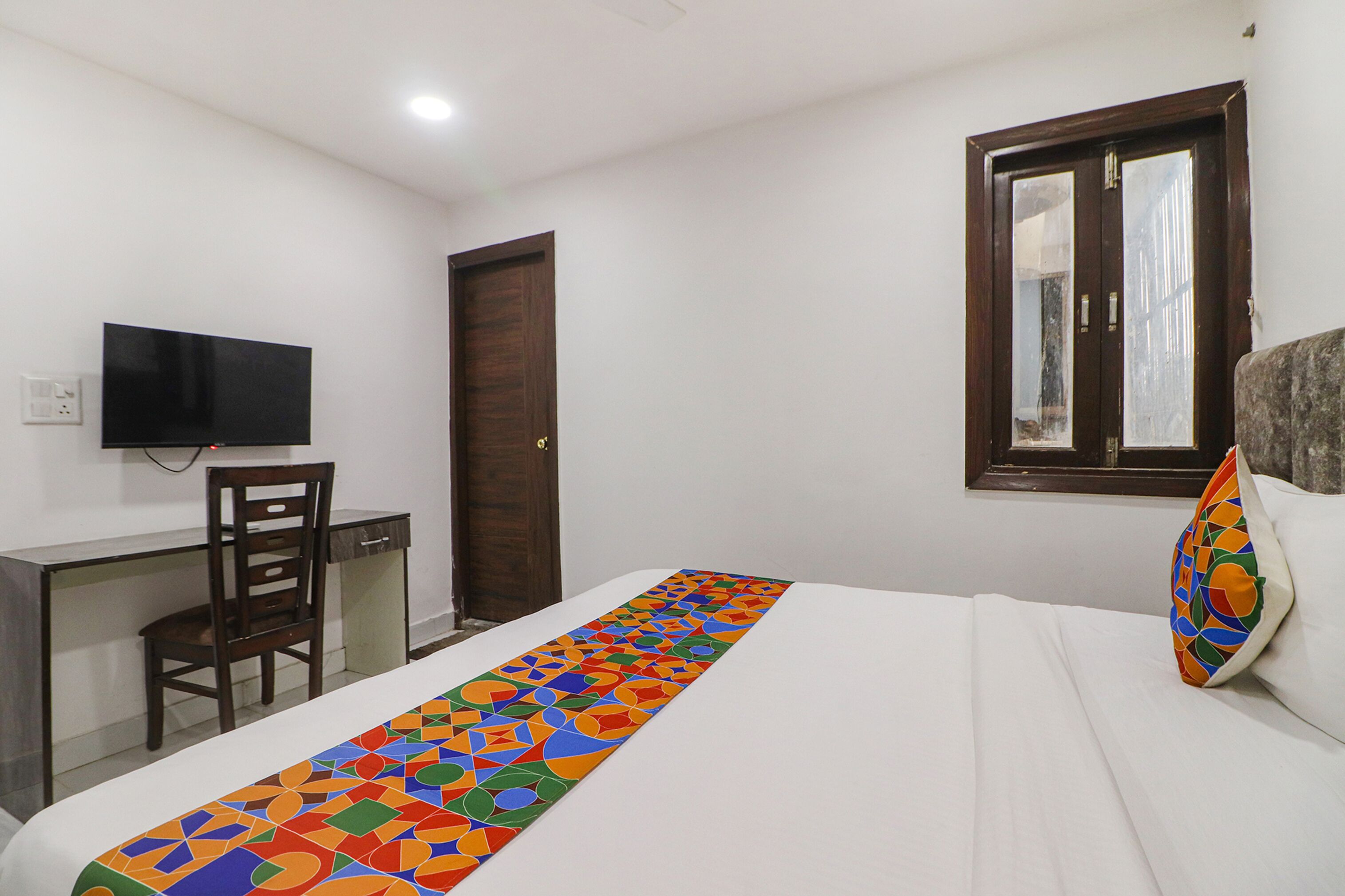 FabHotel Roadway Inn Yashobhoomi Convention Center