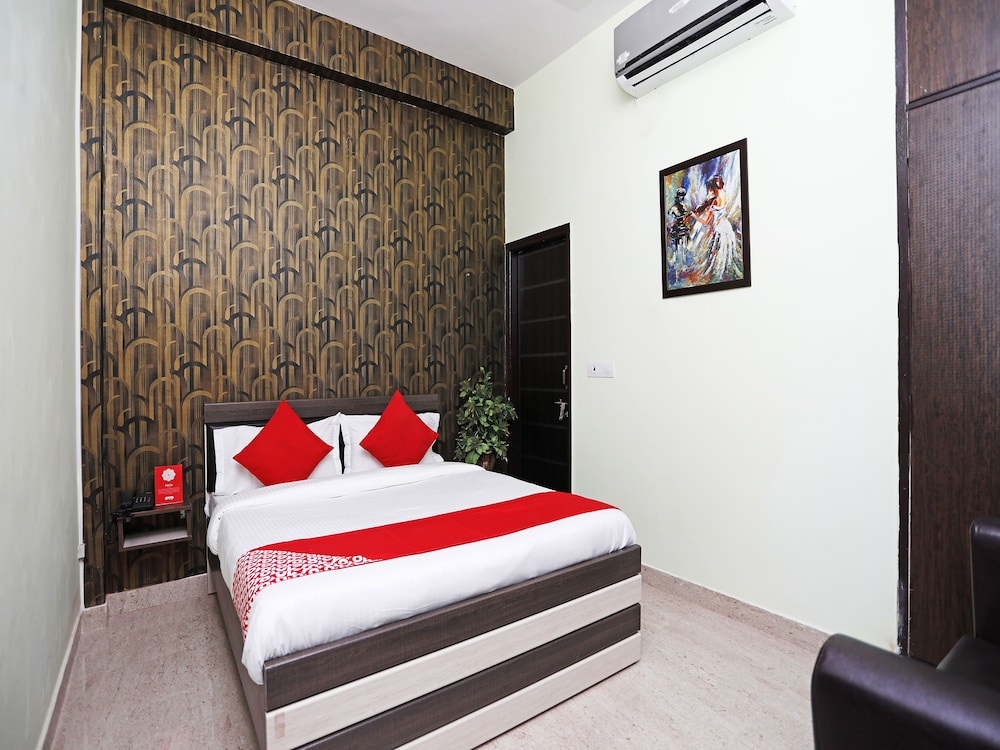 Country Residency By OYO Rooms