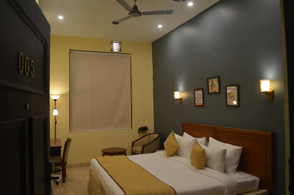 Ashira Inn
