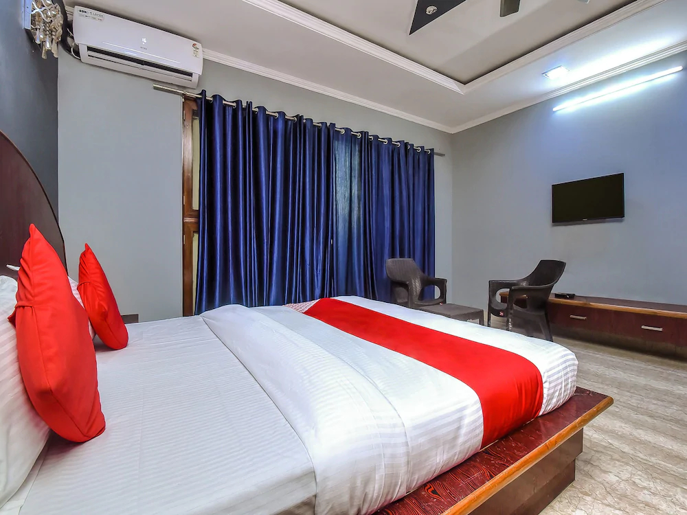 Glorious Stayz by OYO Rooms
