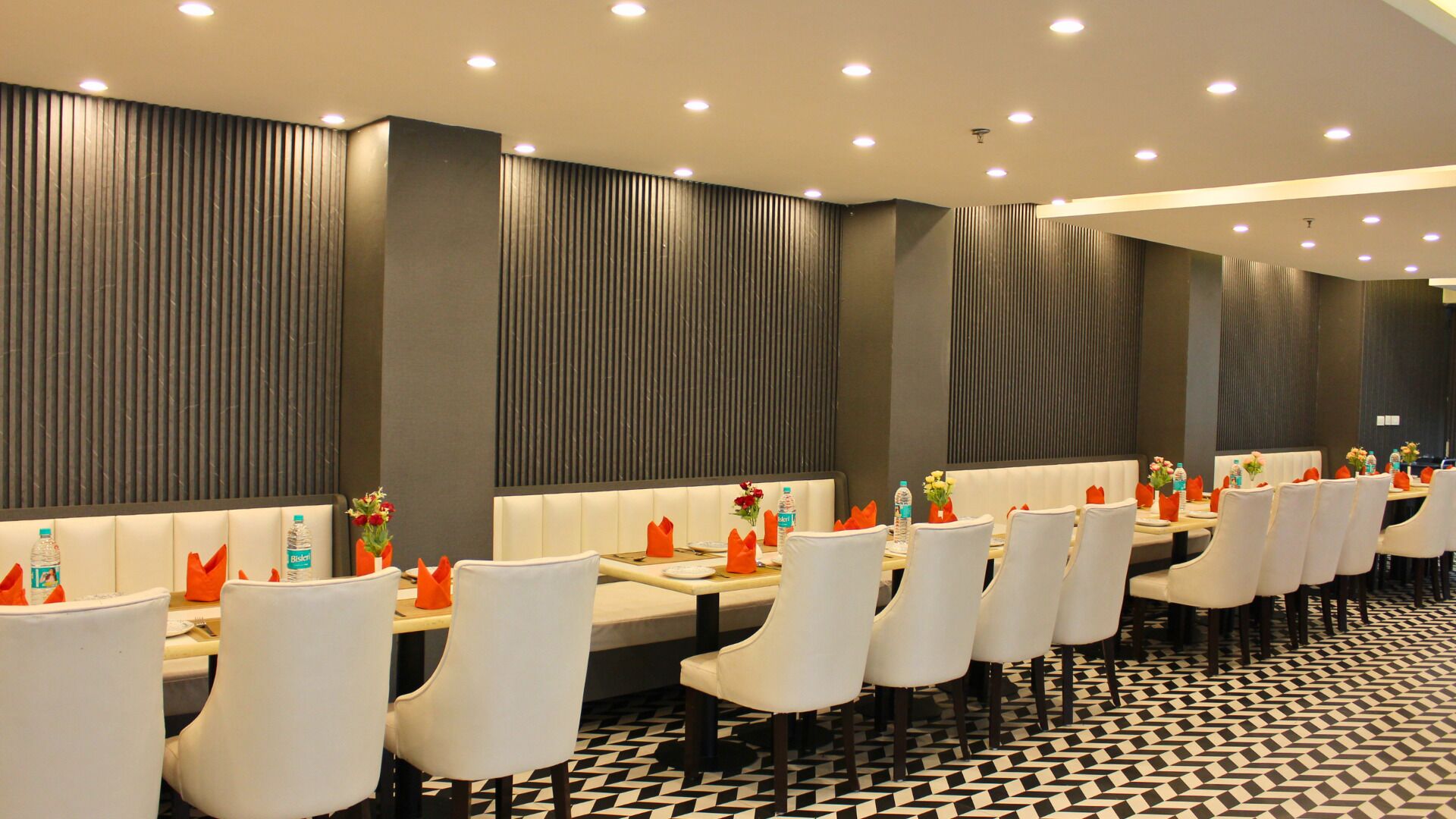 Hibiscus Select Hotel