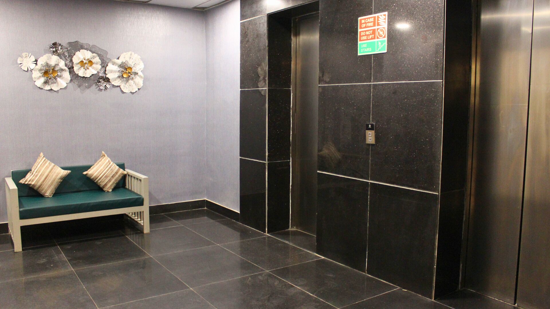 Hibiscus Select Hotel