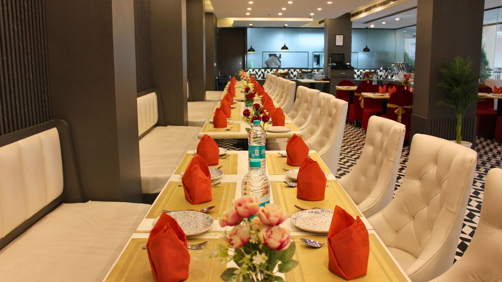 Hibiscus Select Hotel