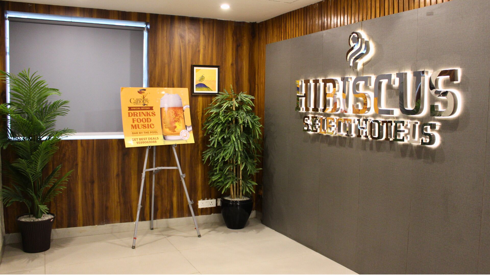 Hibiscus Select Hotel