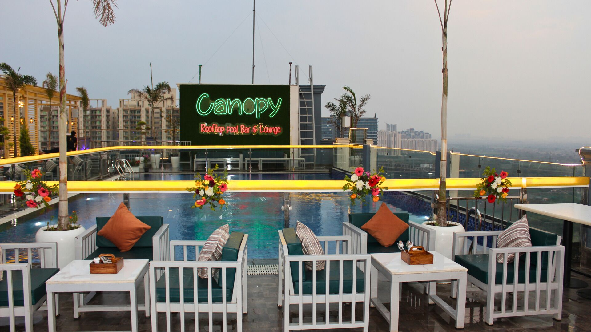 Hibiscus Select Hotel