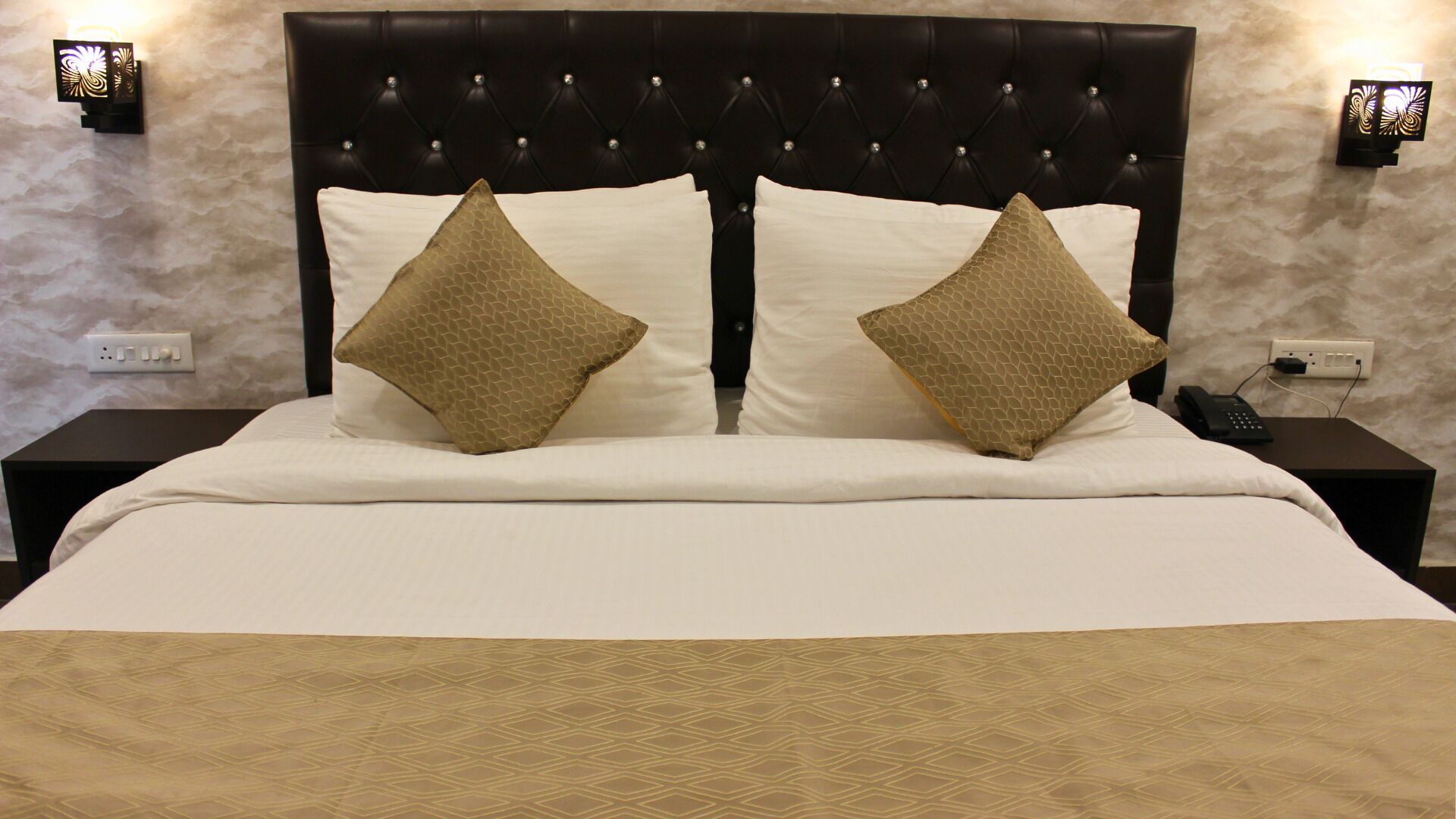 Hibiscus Select Hotel