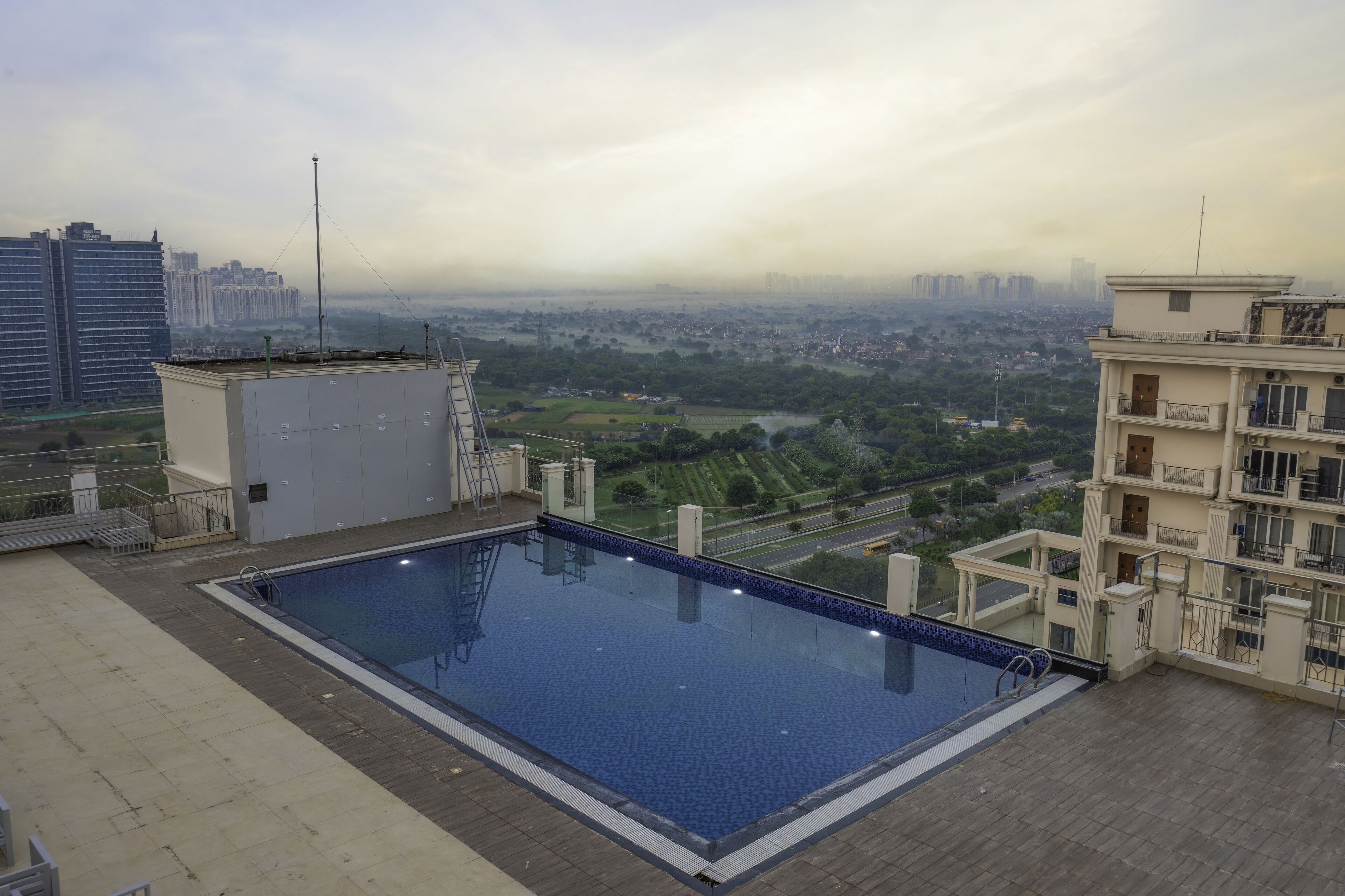 Hibiscus Select Hotel