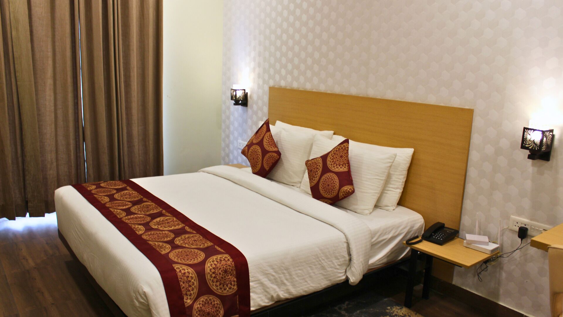 Hibiscus Select Hotel