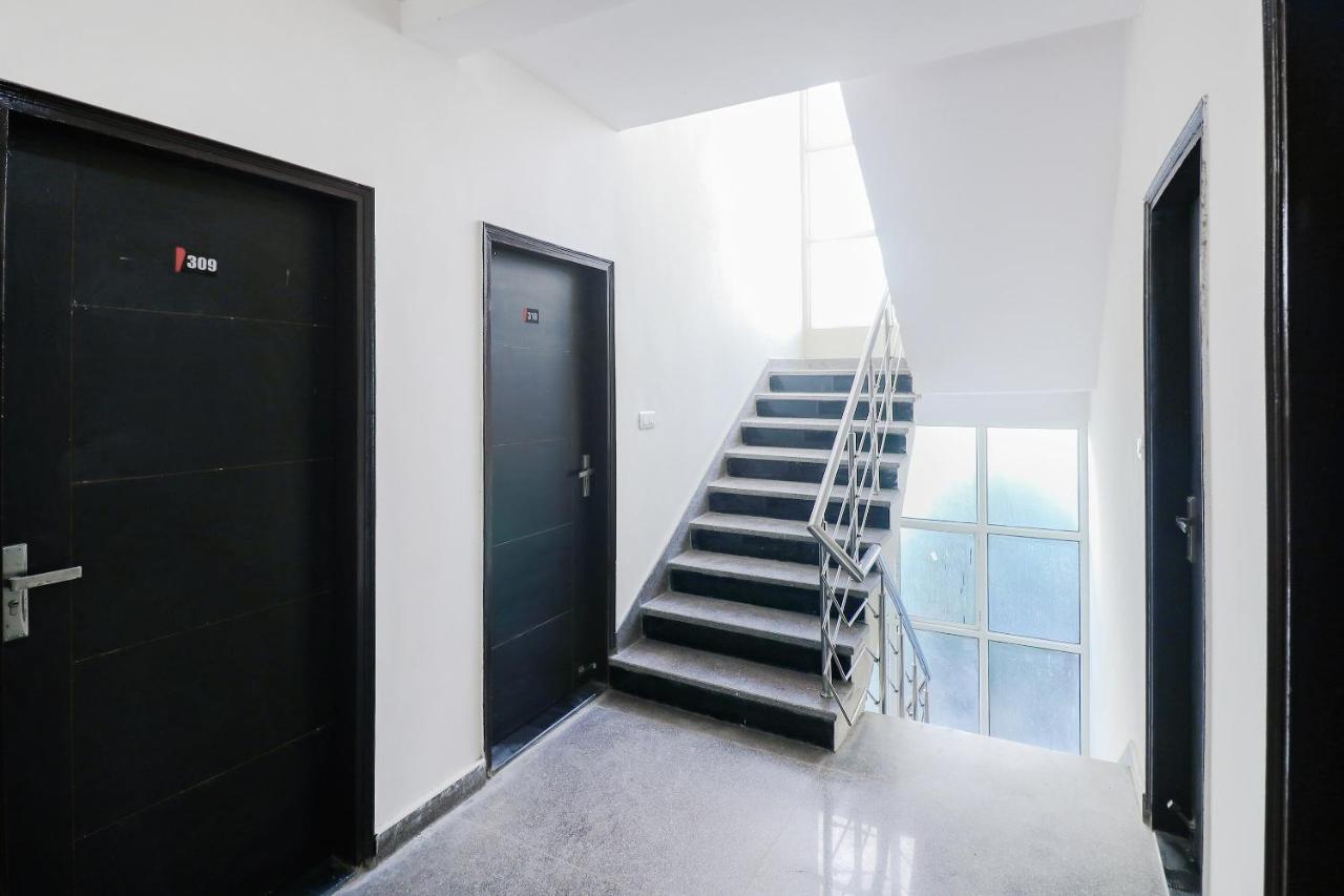 Hotel Green View by OYO Rooms