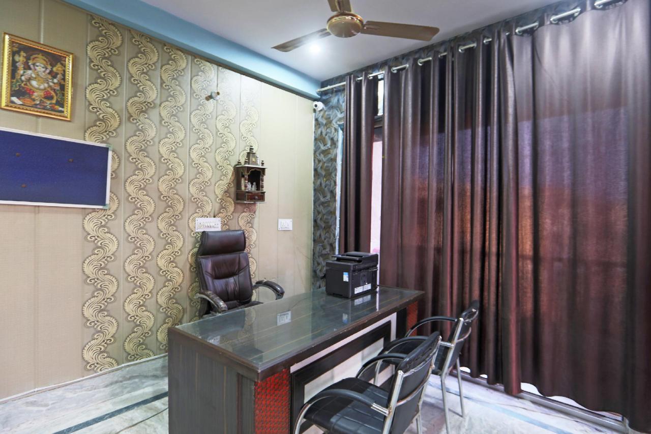Hotel King's by OYO Rooms