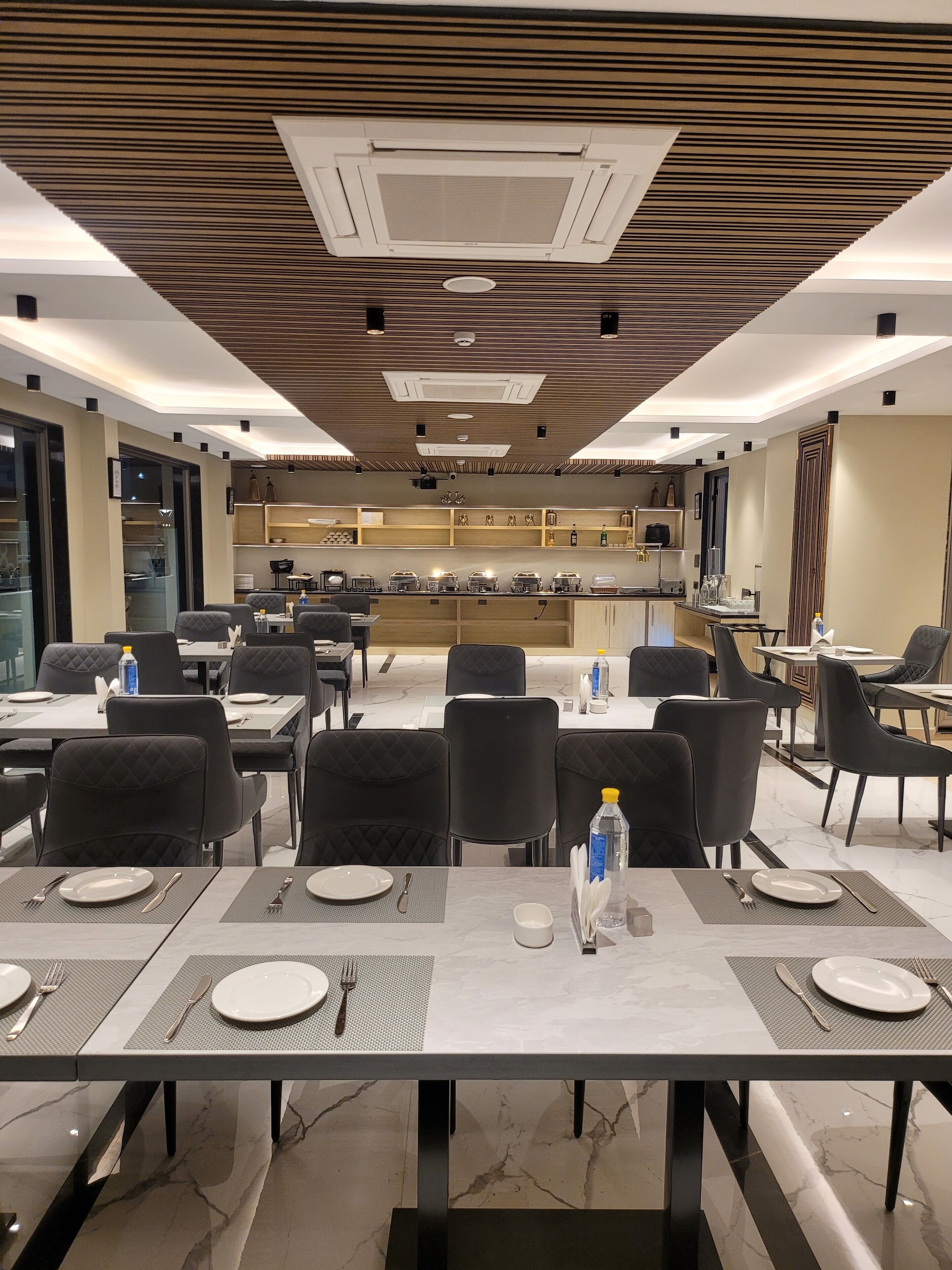 Hotel Rj Managed By Ahg