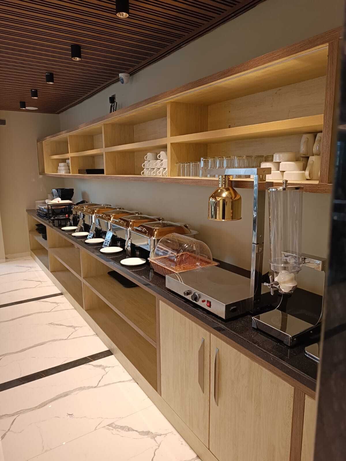 Hotel Rj Managed By Ahg