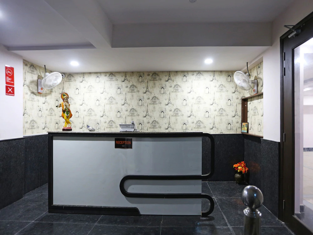 Khushi Residence by OYO