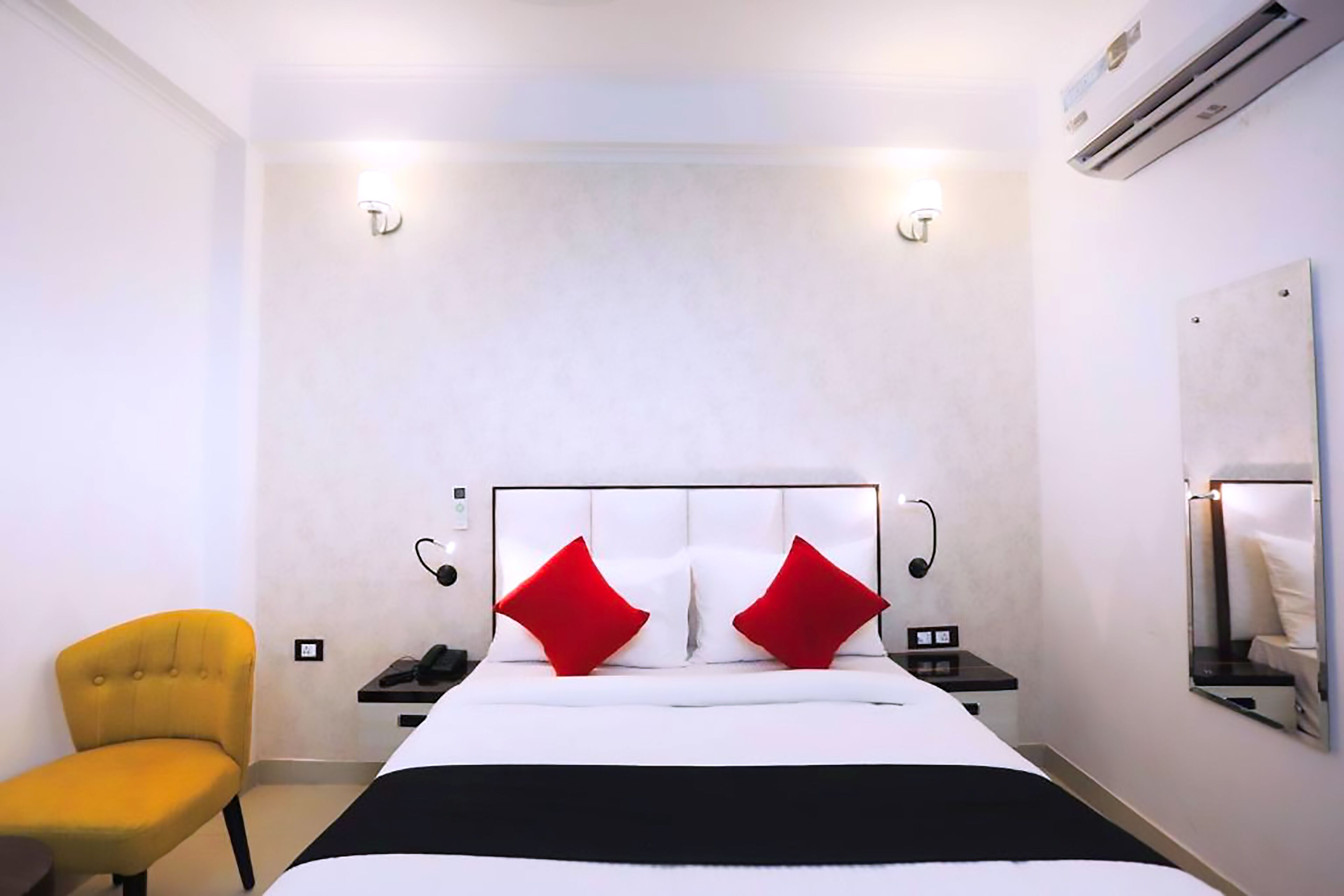 M K Hotel And Restaurant
