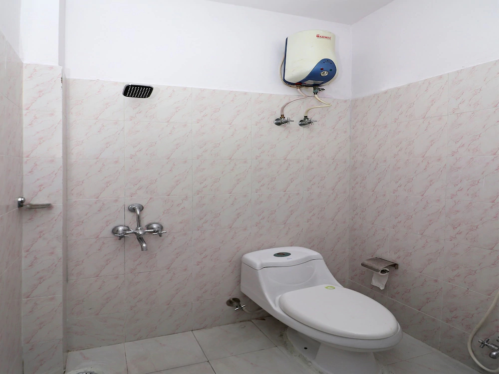 Ooak Hotel By OYO Rooms