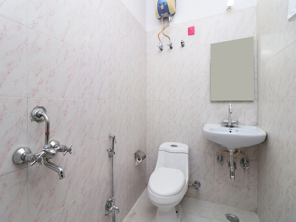 Ooak Hotel By OYO Rooms