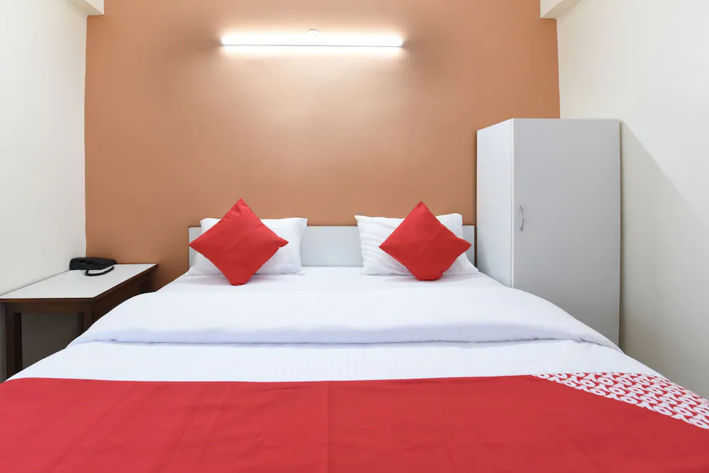 OYO 18390 Shiv Shakti Guest House