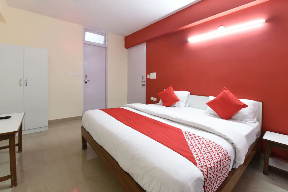 OYO 18390 Shiv Shakti Guest House