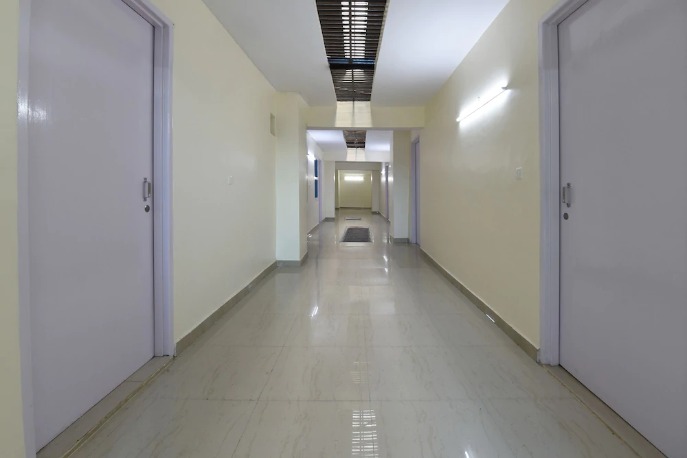 OYO 18390 Shiv Shakti Guest House