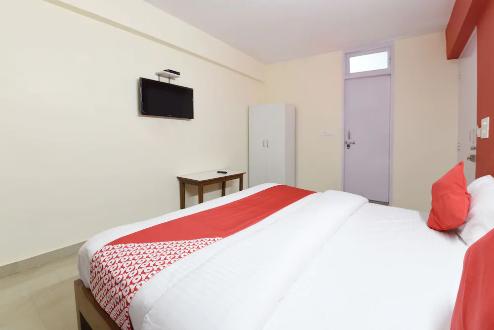 OYO 18390 Shiv Shakti Guest House
