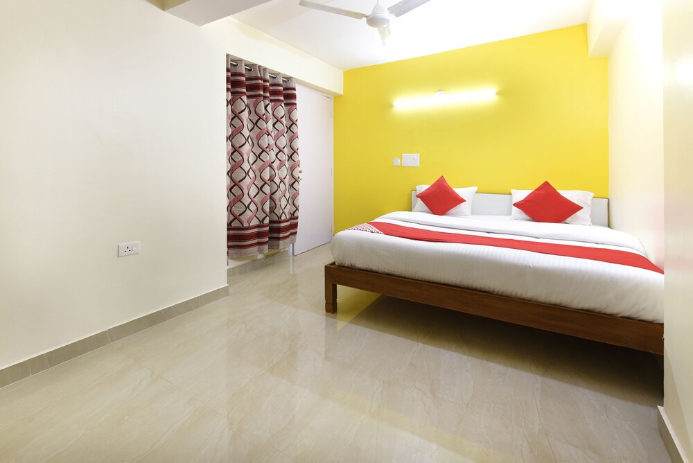 OYO 18390 Shiv Shakti Guest House