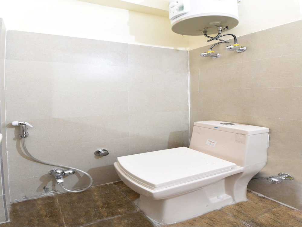 OYO 18390 Shiv Shakti Guest House