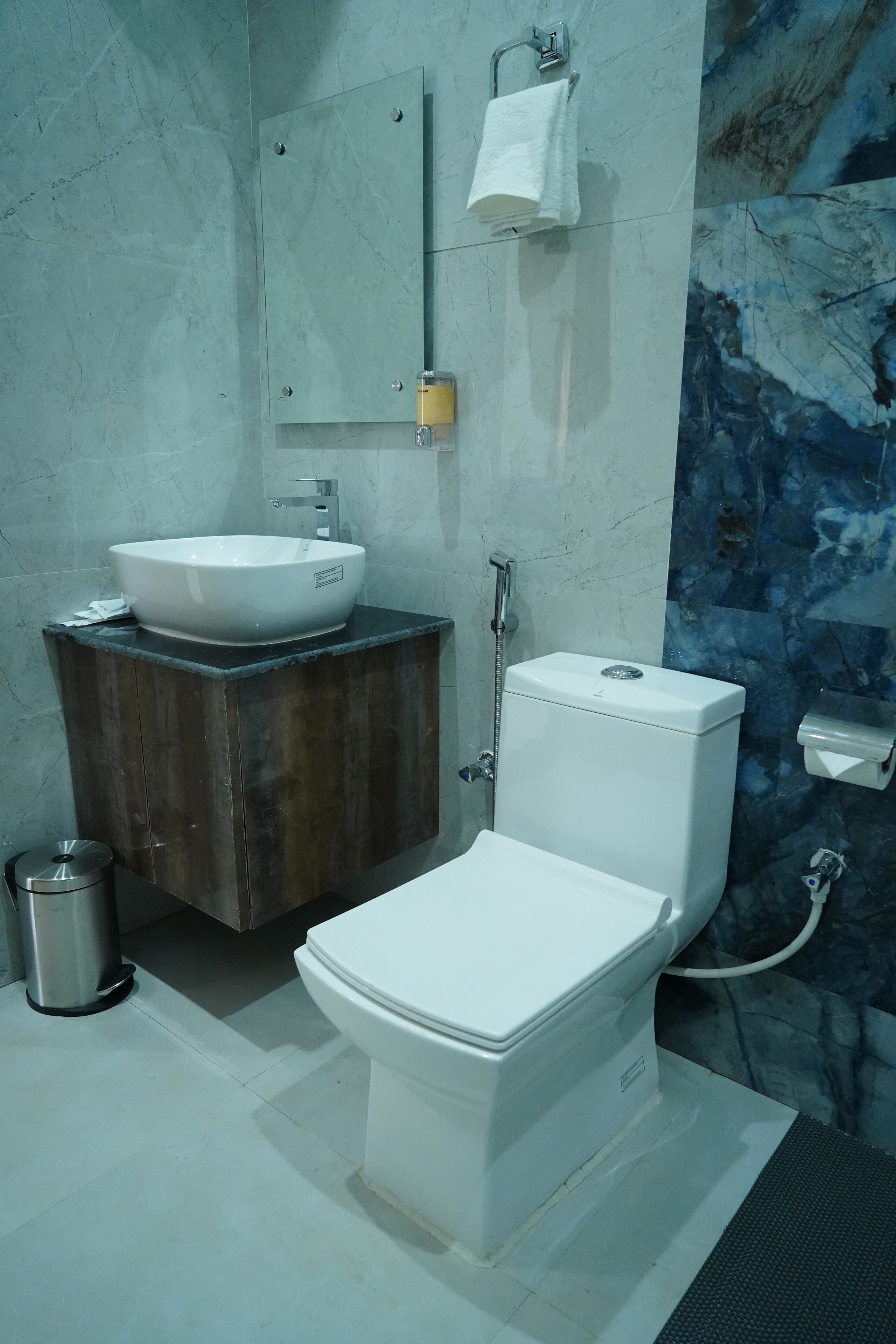 Prime A1 Sunny Feast by Fabhotel