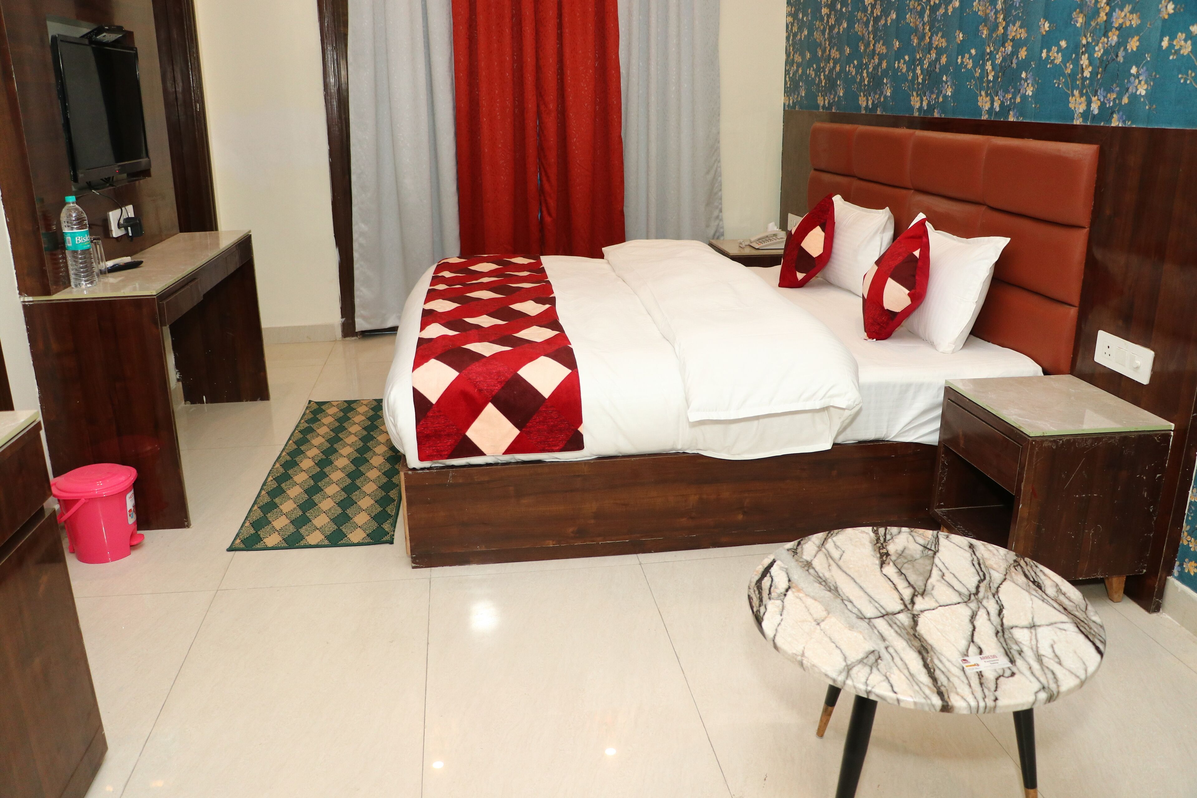 Prime A1 Sunny Feast by Fabhotel