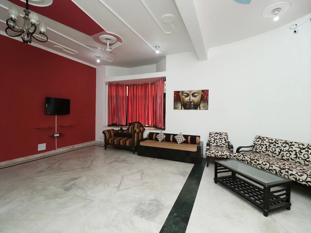 The Heaven Inn By OYO Rooms