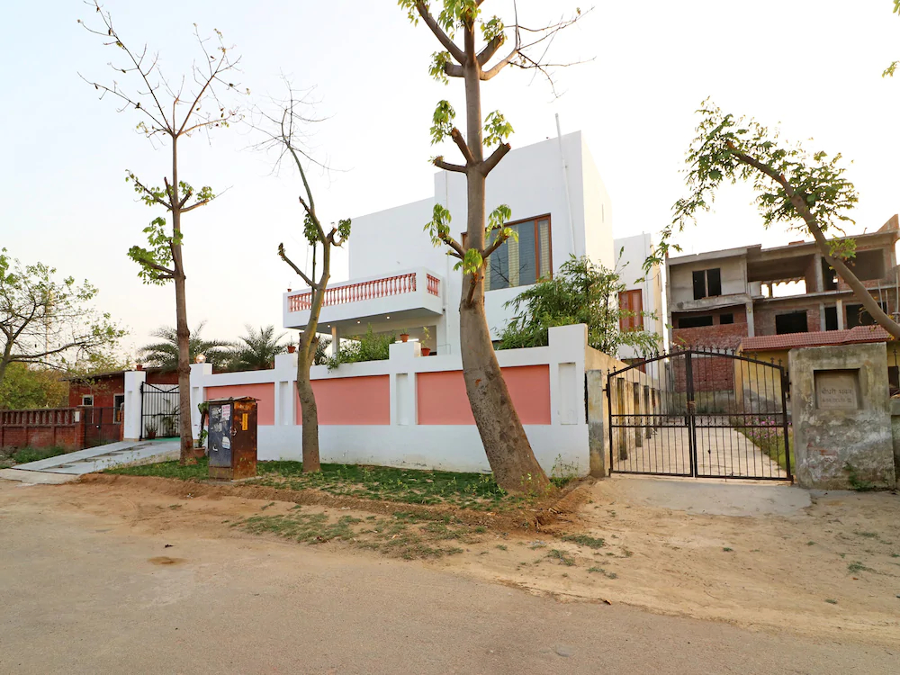 The Heaven Inn by OYO Rooms