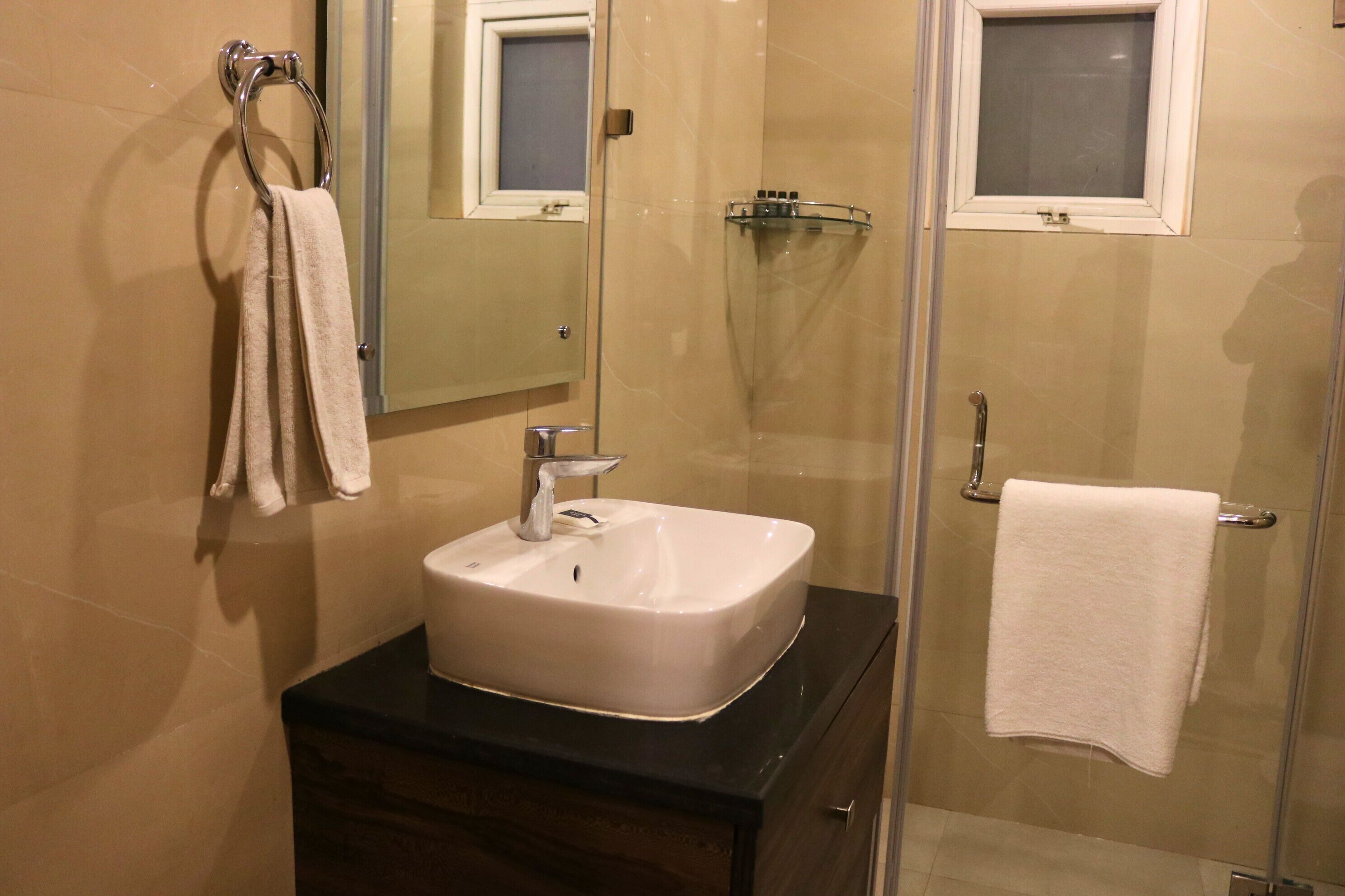 AVA Hotels And Corporate Stays Golf course