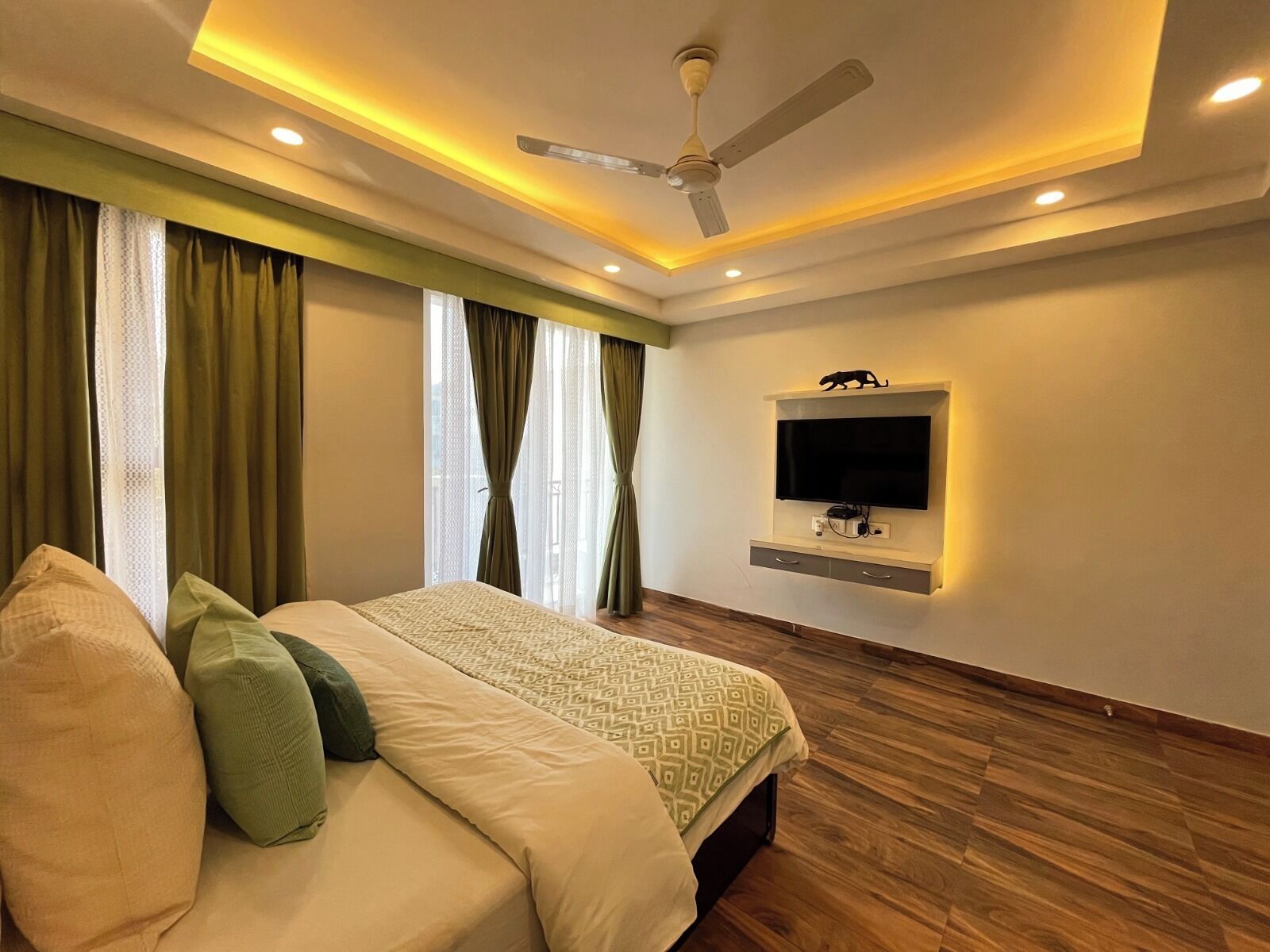 Bedchambers Service Apartments