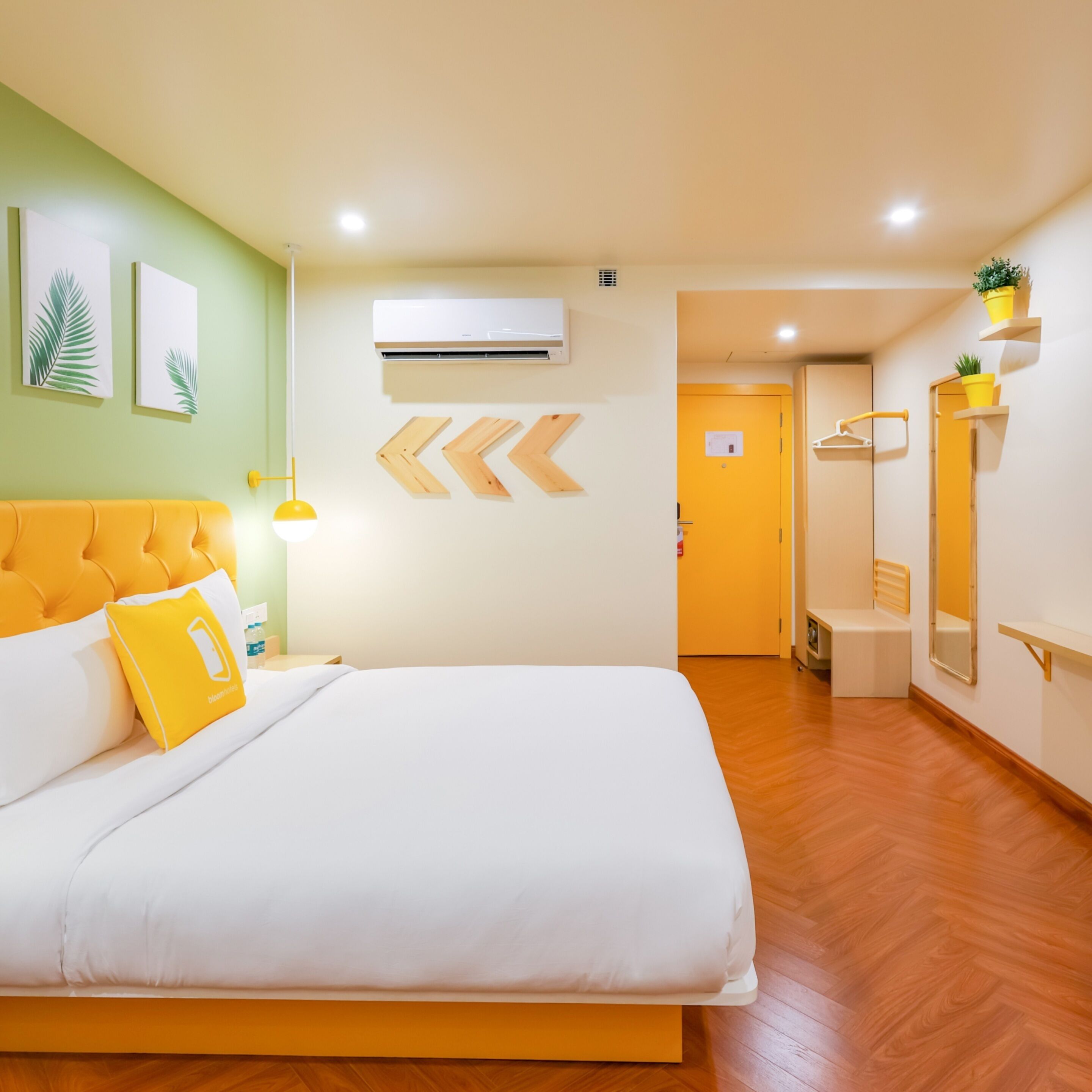 Bloom Hotel - Golf Course Road, Sector 43
