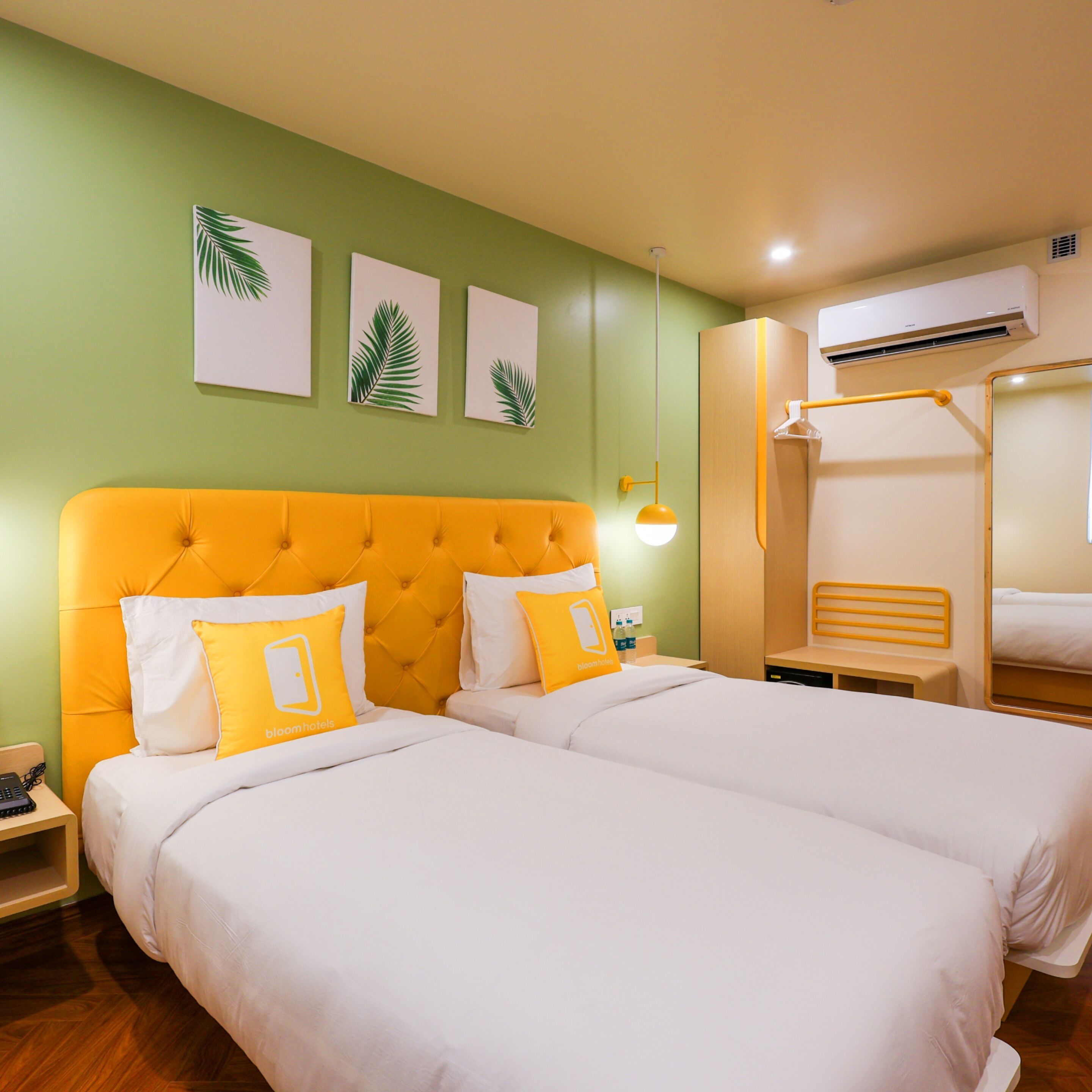 Bloom Hotel - Golf Course Road, Sector 43