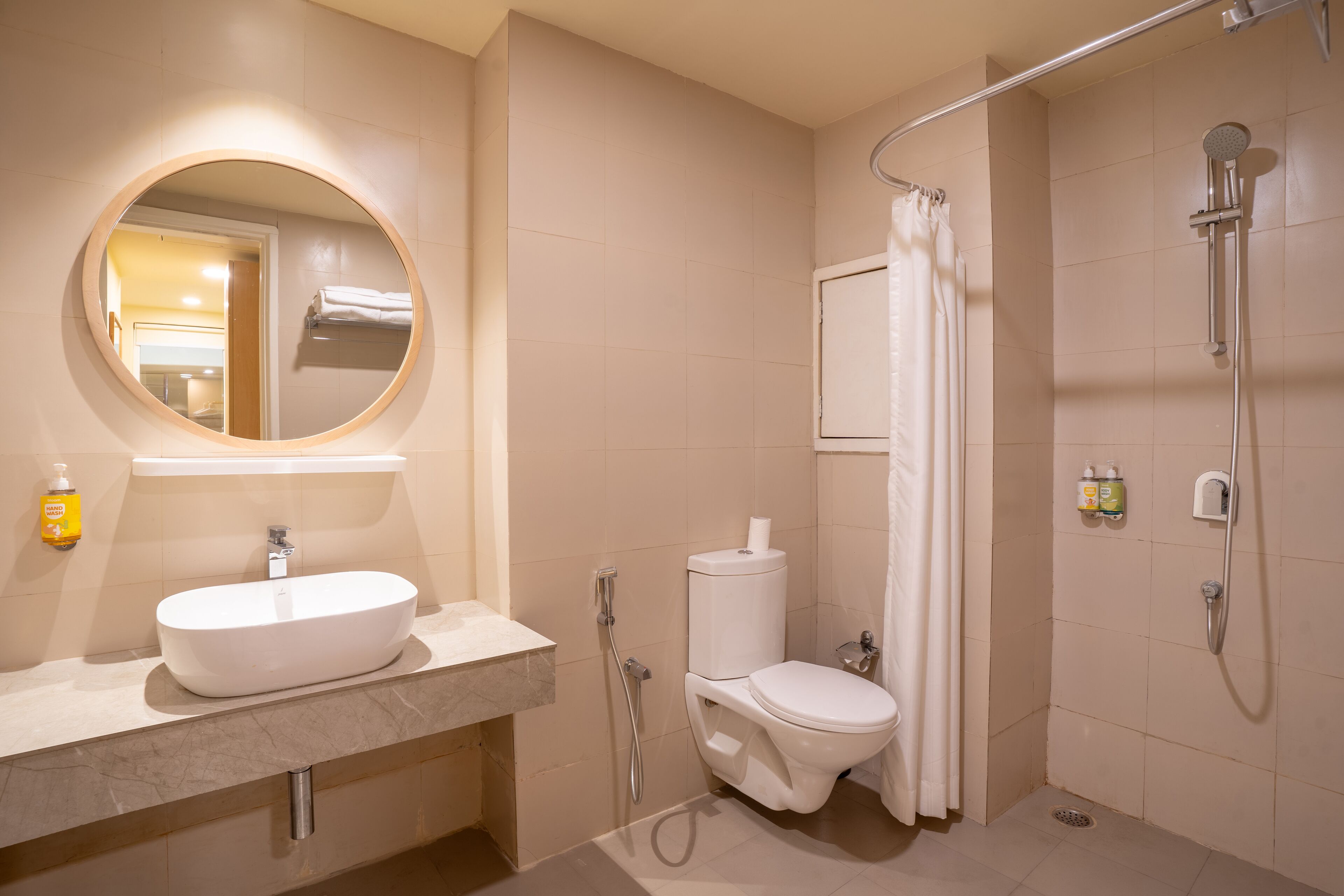 Bloom Hotel - Medicity Gurugram