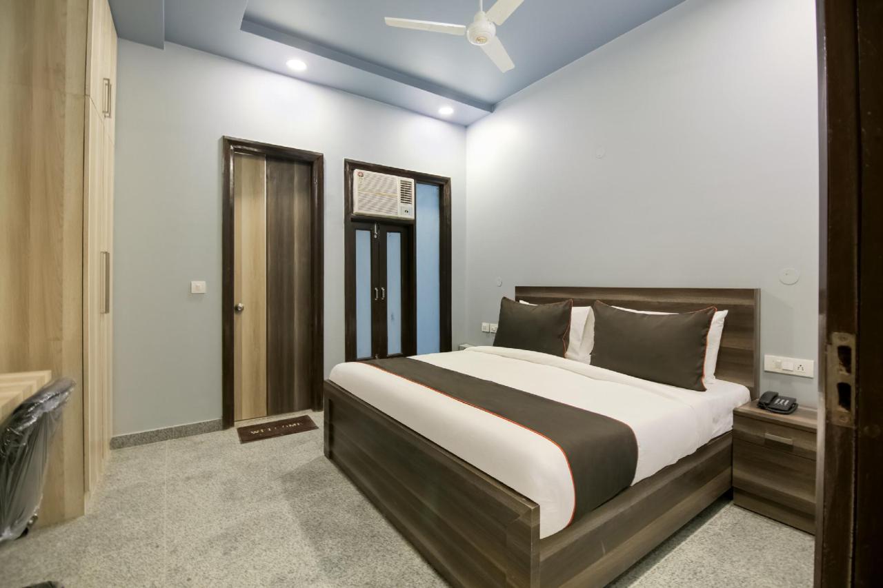 City Paradise by OYO Rooms