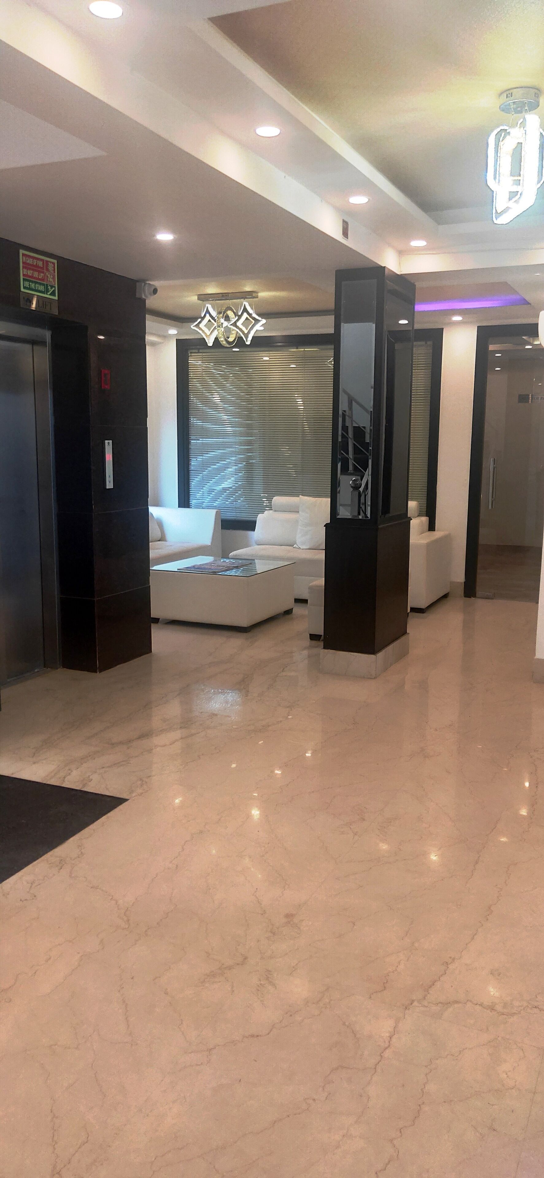 Corooms Sanvi Prime Unitech Cyber Park Corooms Sanvi Prime Unitech Cyber Park