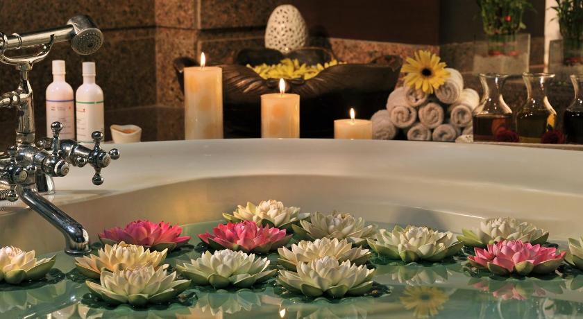 Country Inn & Suites by Radisson, Gurgaon Sector 12