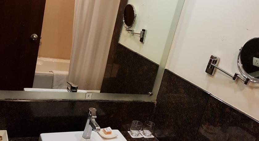 Country Inn & Suites by Radisson, Gurgaon Sector 12