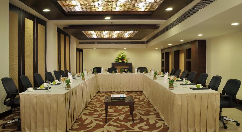 Country Inn & Suites by Radisson, Gurgaon Sector 12