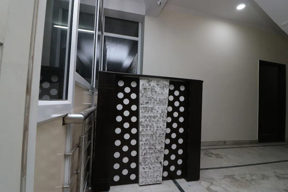 Delta Square By OYO Rooms