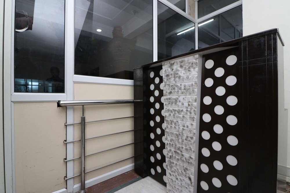 Delta Square By OYO Rooms