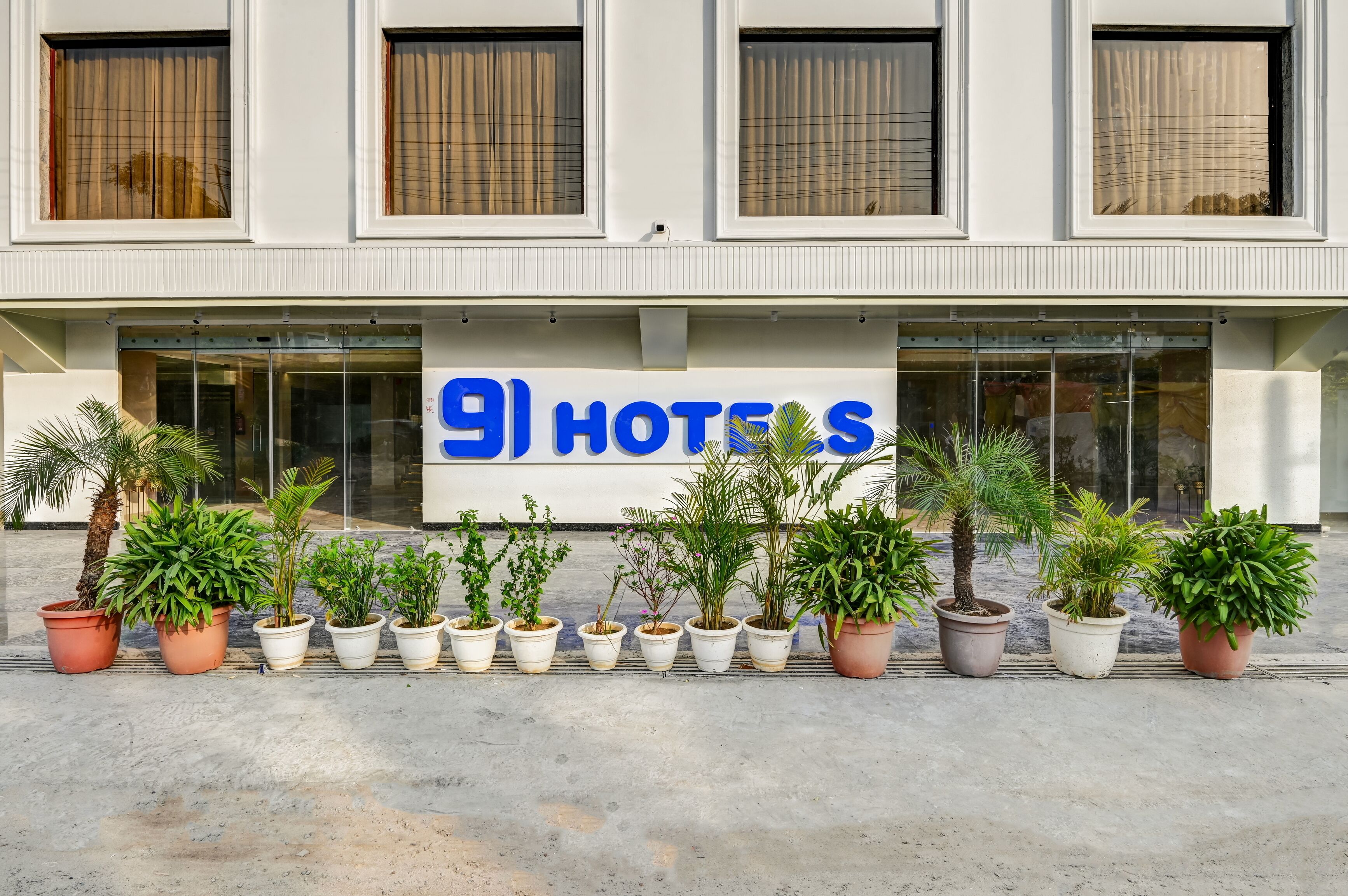 Hotel 91 City Centre Sector 52