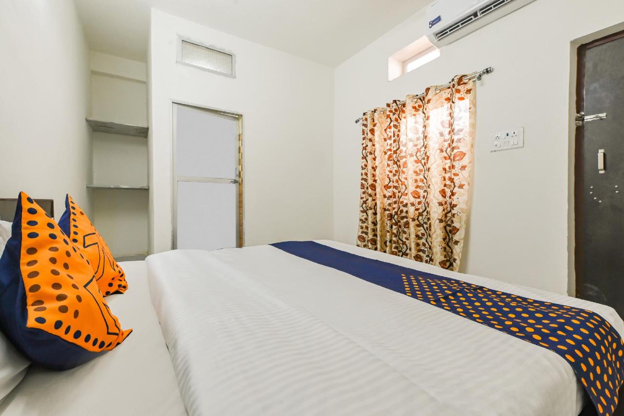 Hotel New Destination by OYO Rooms