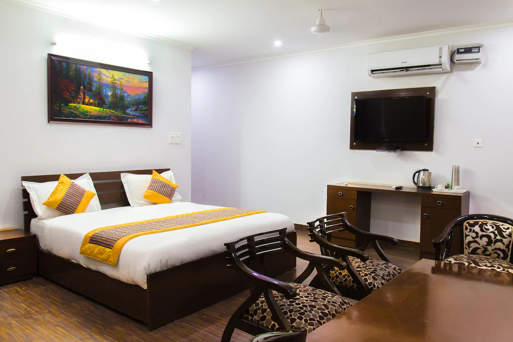 Hotel Vedanta By OYO Rooms