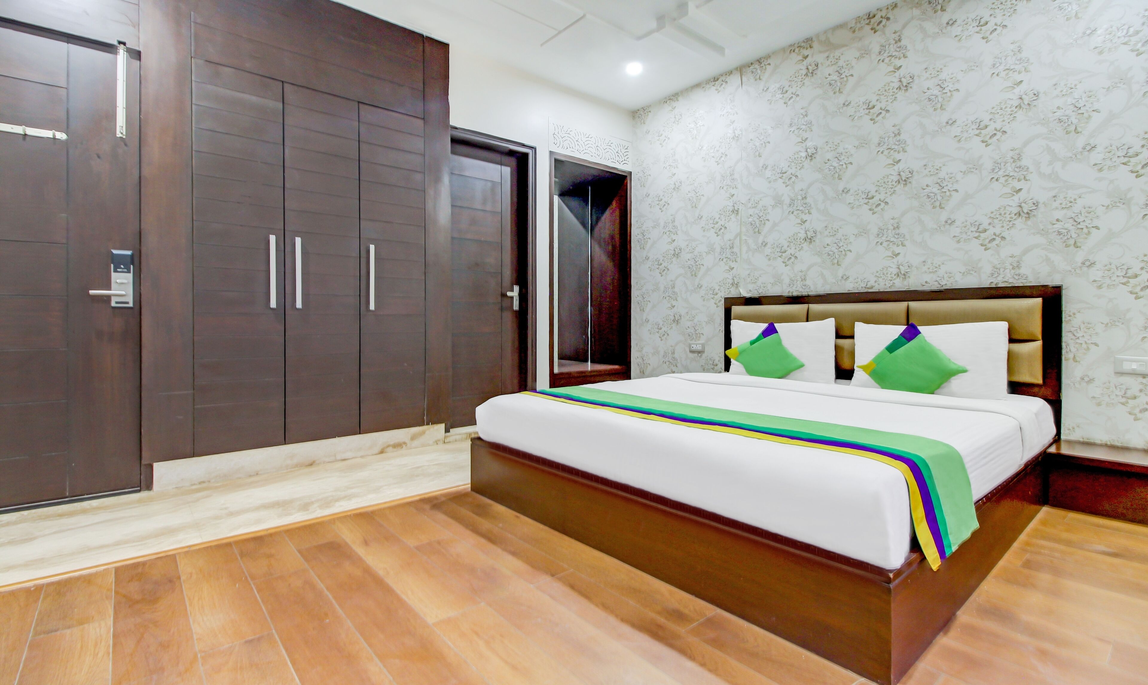 M2M Residency by Treebo Hotels