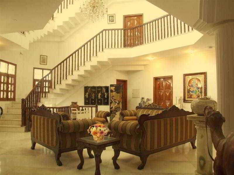 Om Vilas