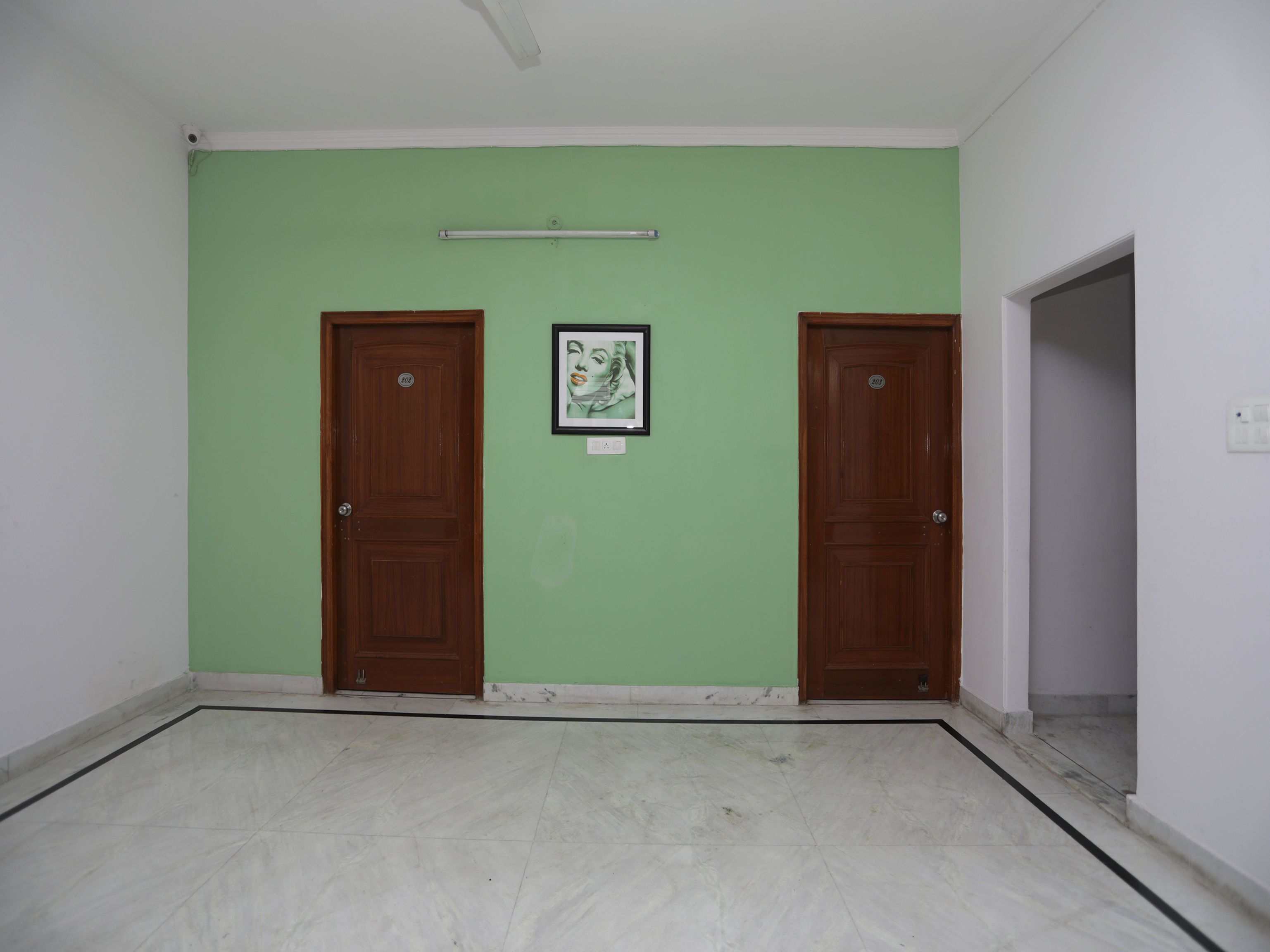 Oyo 12194 Jm Residency
